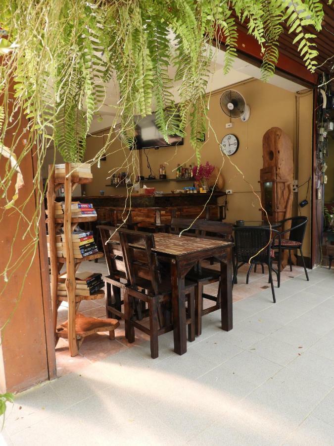 P'Lyn House Ξενοδοχείο Τσιάνγκ Μάι Εξωτερικό φωτογραφία