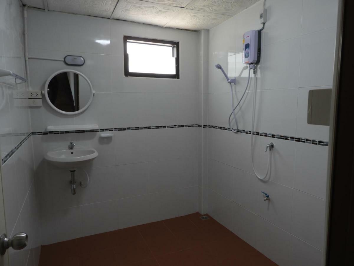 P'Lyn House Ξενοδοχείο Τσιάνγκ Μάι Εξωτερικό φωτογραφία