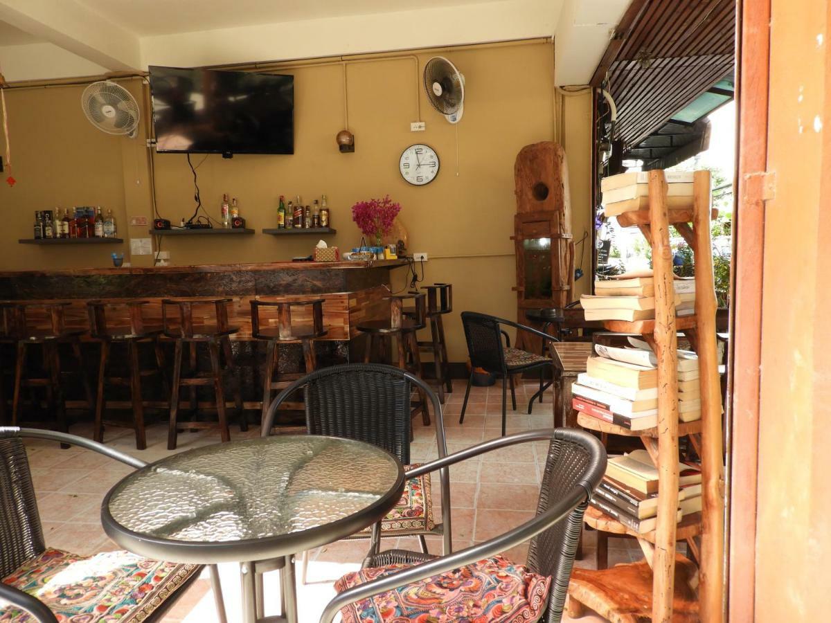 P'Lyn House Ξενοδοχείο Τσιάνγκ Μάι Εξωτερικό φωτογραφία